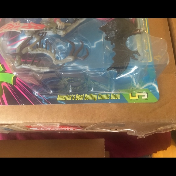 New Widow Maker Action Figure, Spawn Series 5 - Picture 9 of 10